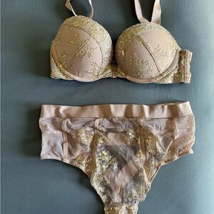 Elegant Lace Embroidered Bra and Panty Set - Tan